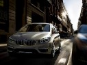 BMW выпустит большую серию моделей с передним приводом